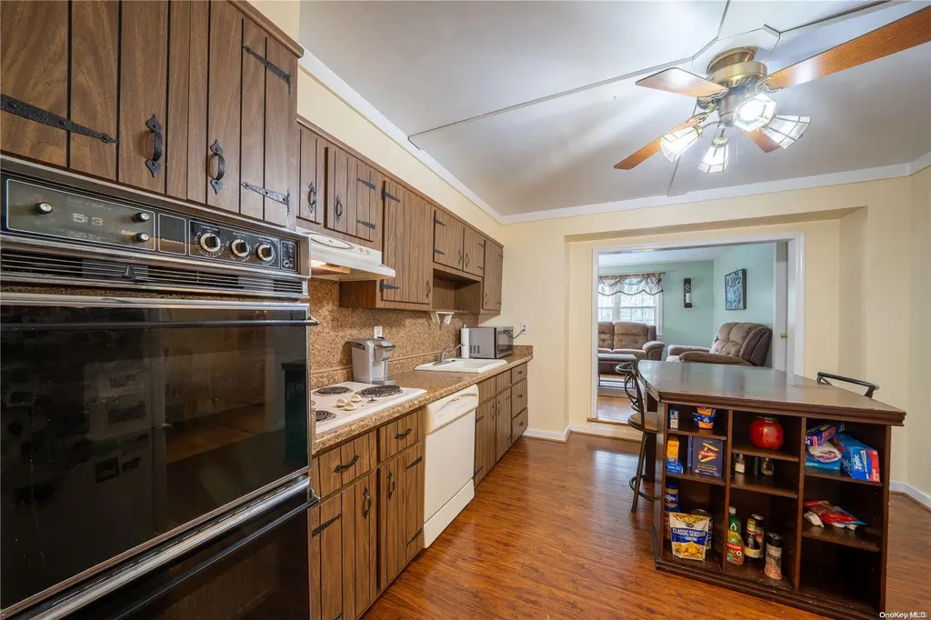 320 Hewlett Avenue East Patchogue NY 11772