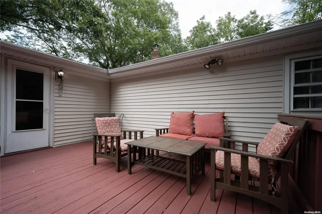 320 Hewlett Avenue East Patchogue NY 11772