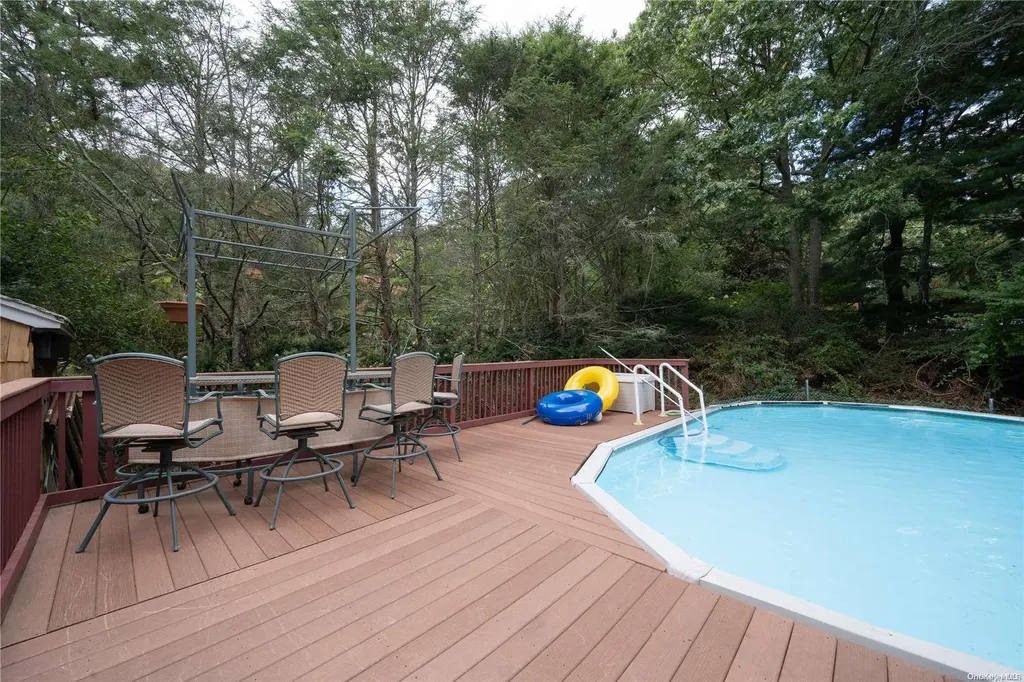 320 Hewlett Avenue East Patchogue NY 11772