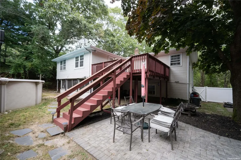 320 Hewlett Avenue East Patchogue NY 11772