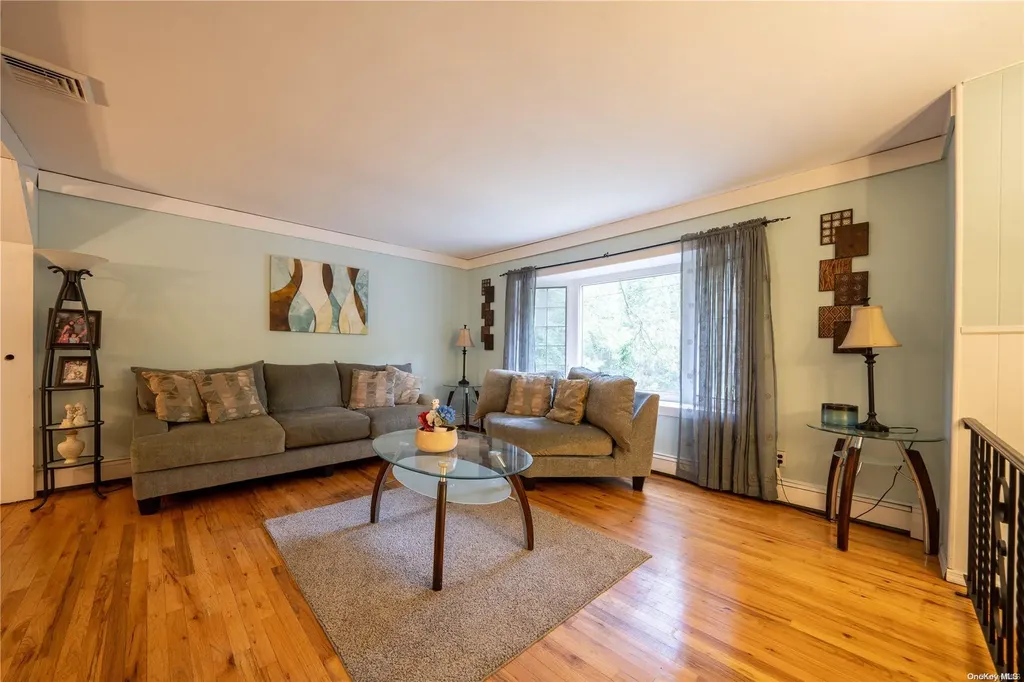 320 Hewlett Avenue East Patchogue NY 11772