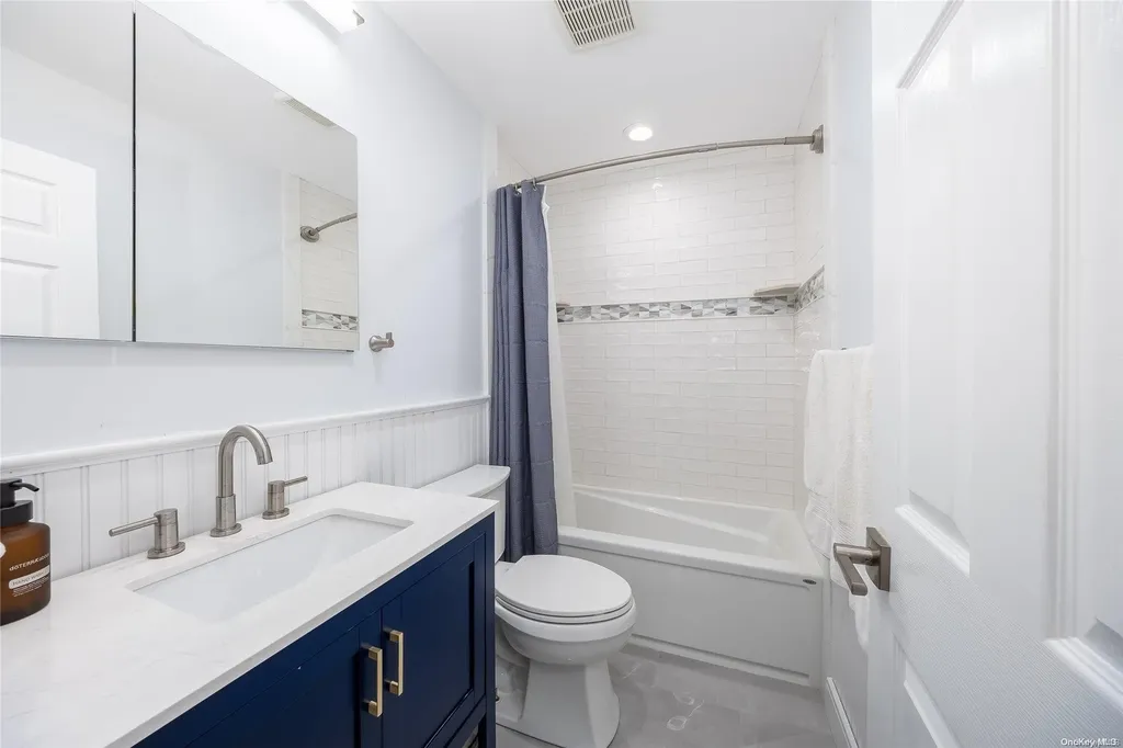 98 Rosebud Avenue Merrick NY 11566