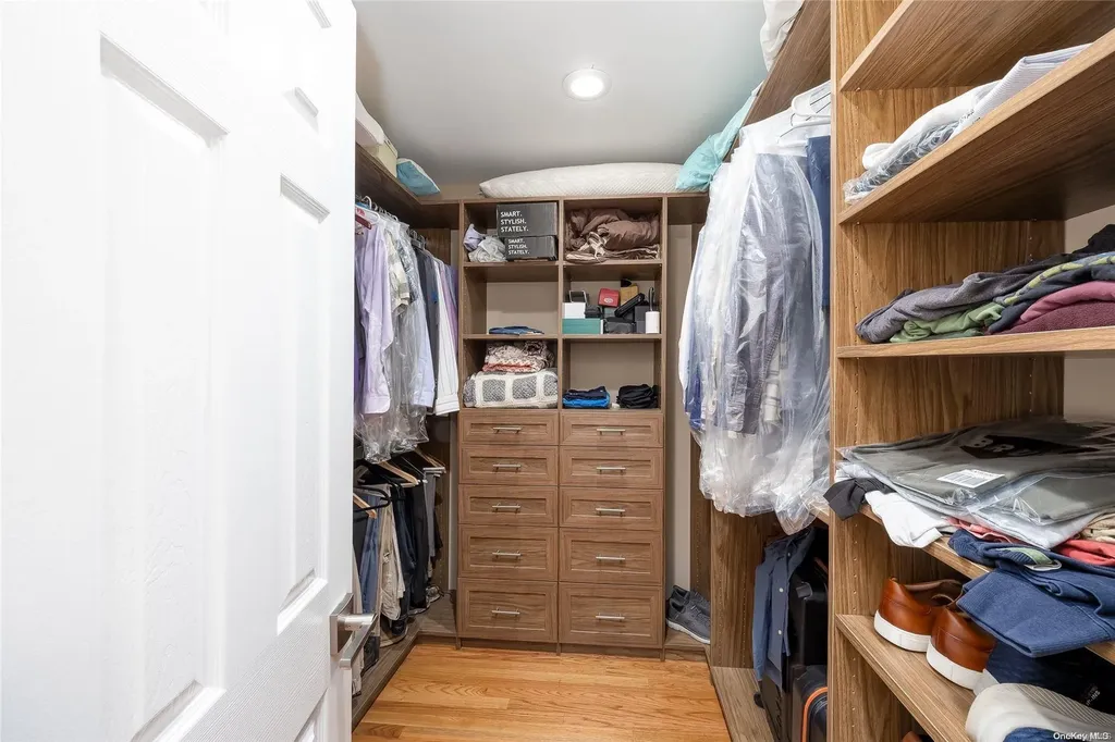 98 Rosebud Avenue Merrick NY 11566