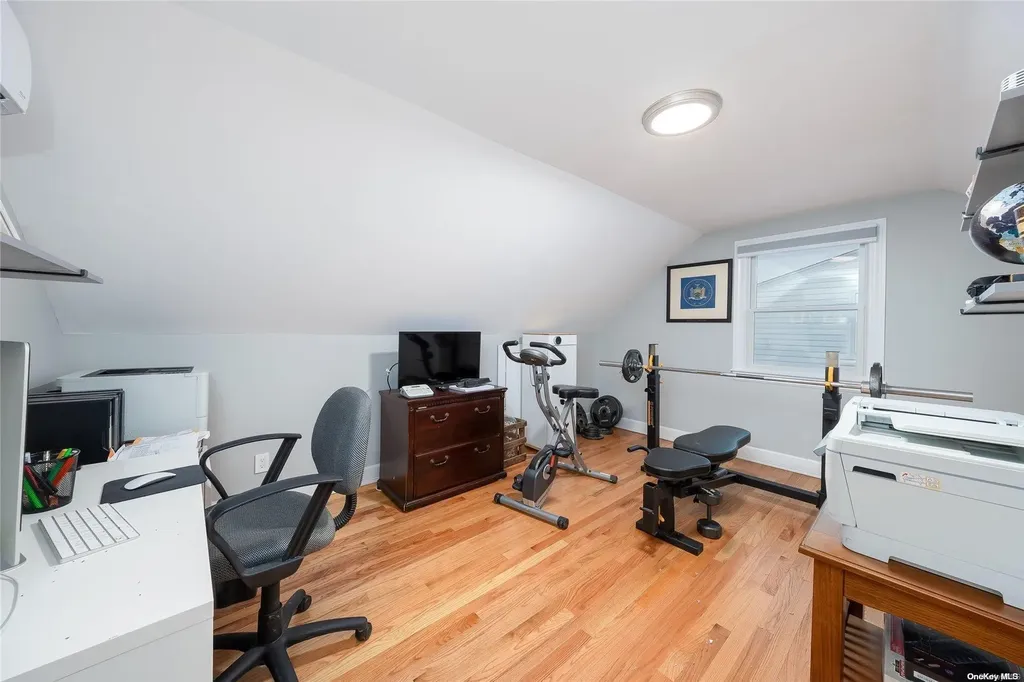 98 Rosebud Avenue Merrick NY 11566