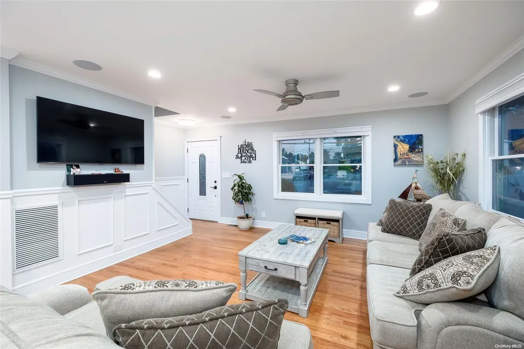 98 Rosebud Avenue Merrick NY 11566