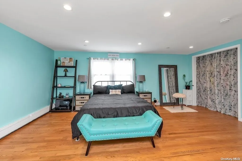 581 Miller Avenue Freeport NY 11520