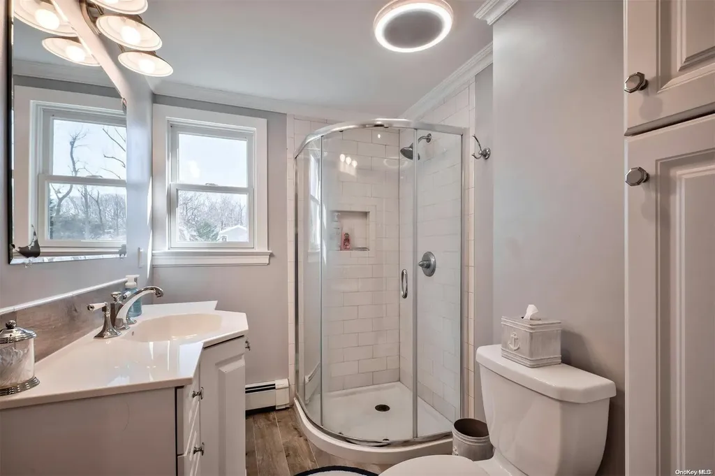 4 Meadow Lane Lloyd Harbor NY 11743