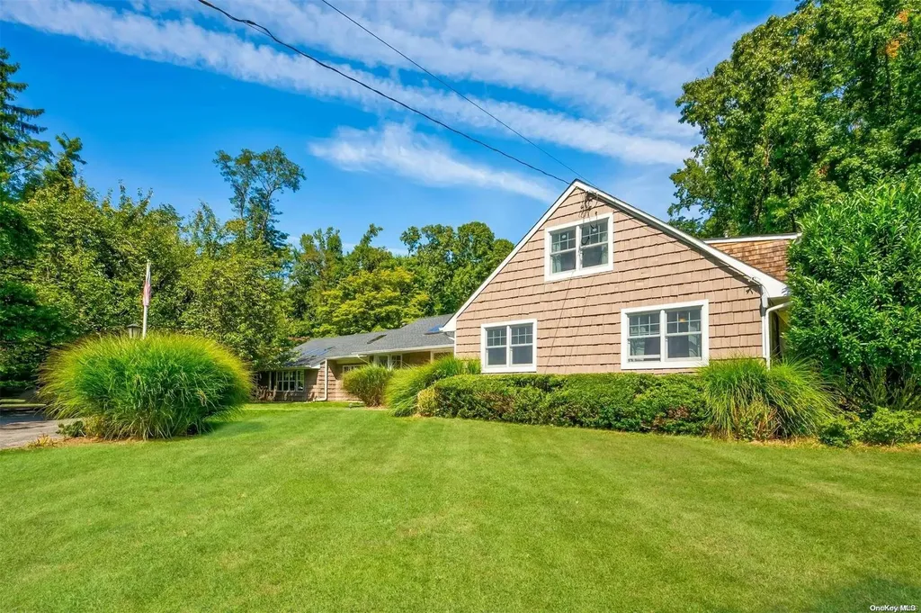 4 Meadow Lane Lloyd Harbor NY 11743