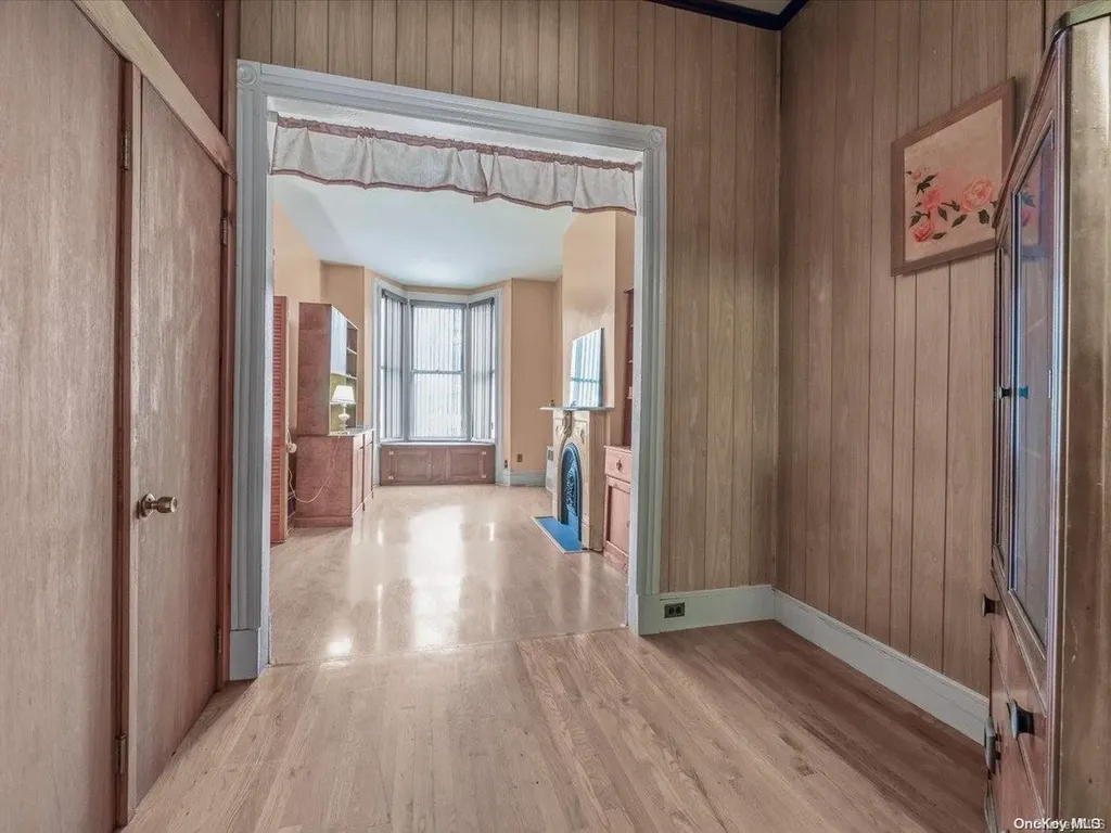 71 Mcguinness Boulevard Brooklyn NY 11222