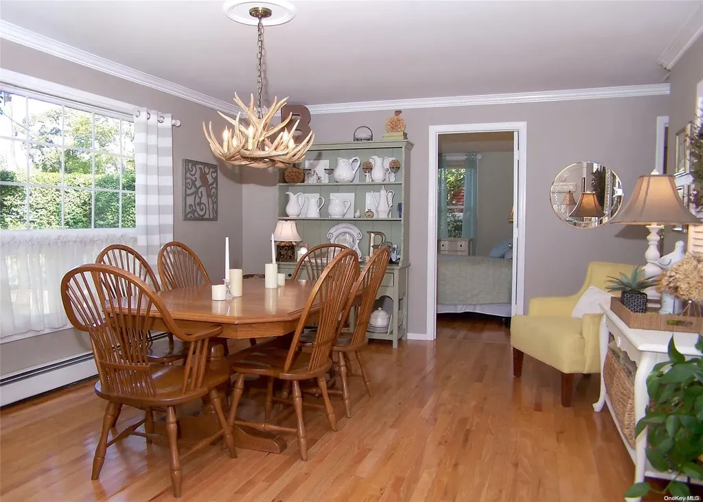 10 Clover Lane Brookhaven NY 11719
