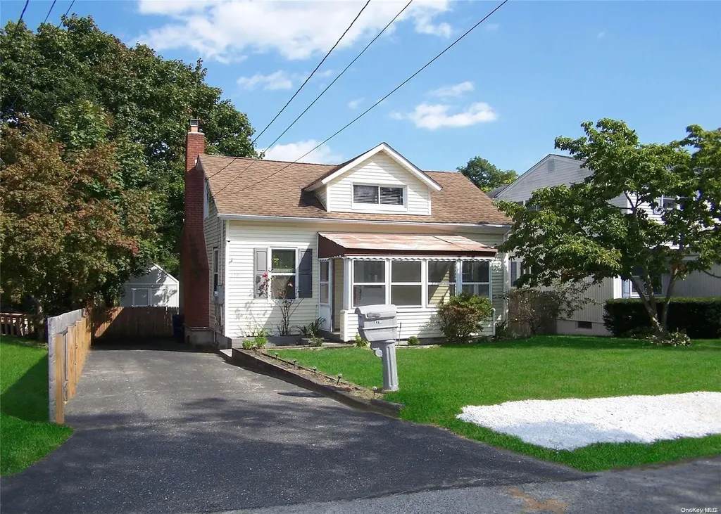 179 Wilson Boulevard Islip NY 11751