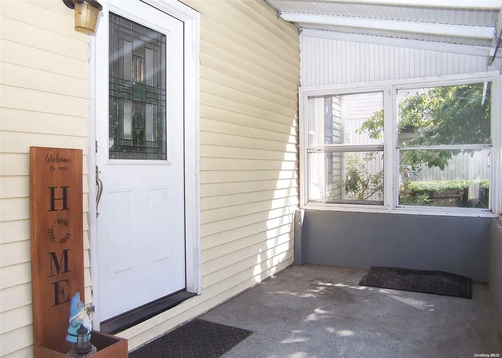 179 Wilson Boulevard Islip NY 11751