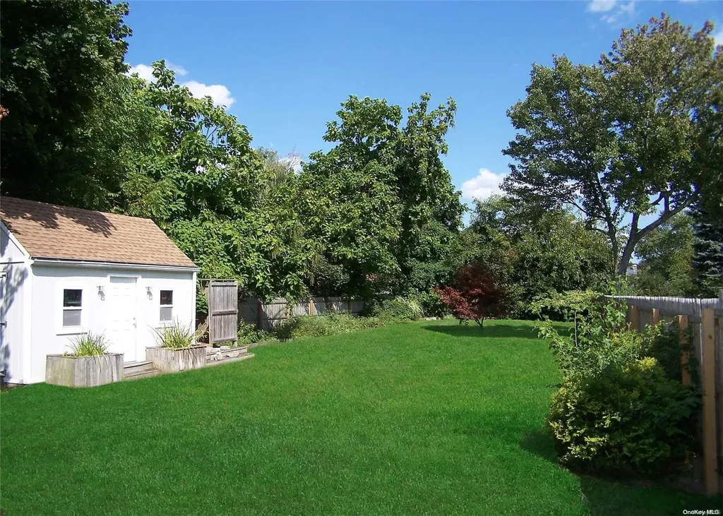 179 Wilson Boulevard Islip NY 11751