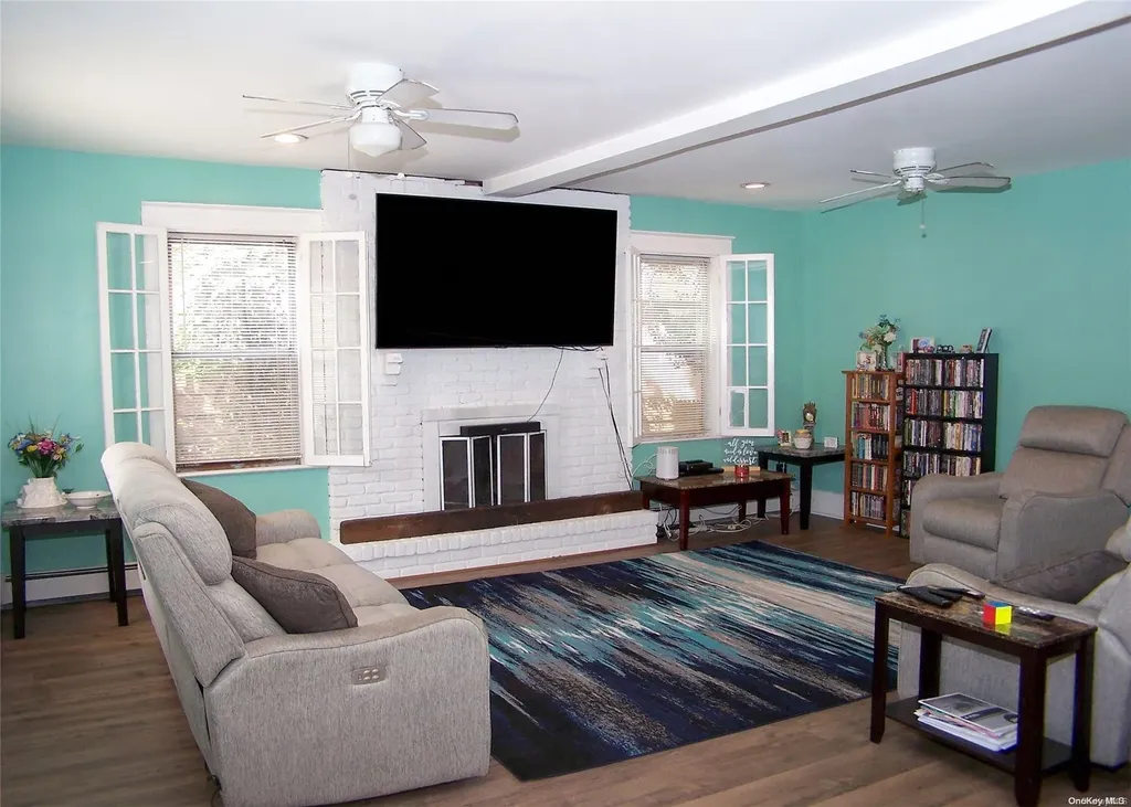 179 Wilson Boulevard Islip NY 11751