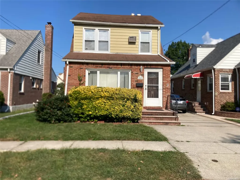 506 N 7th Street New Hyde Park NY 11040
