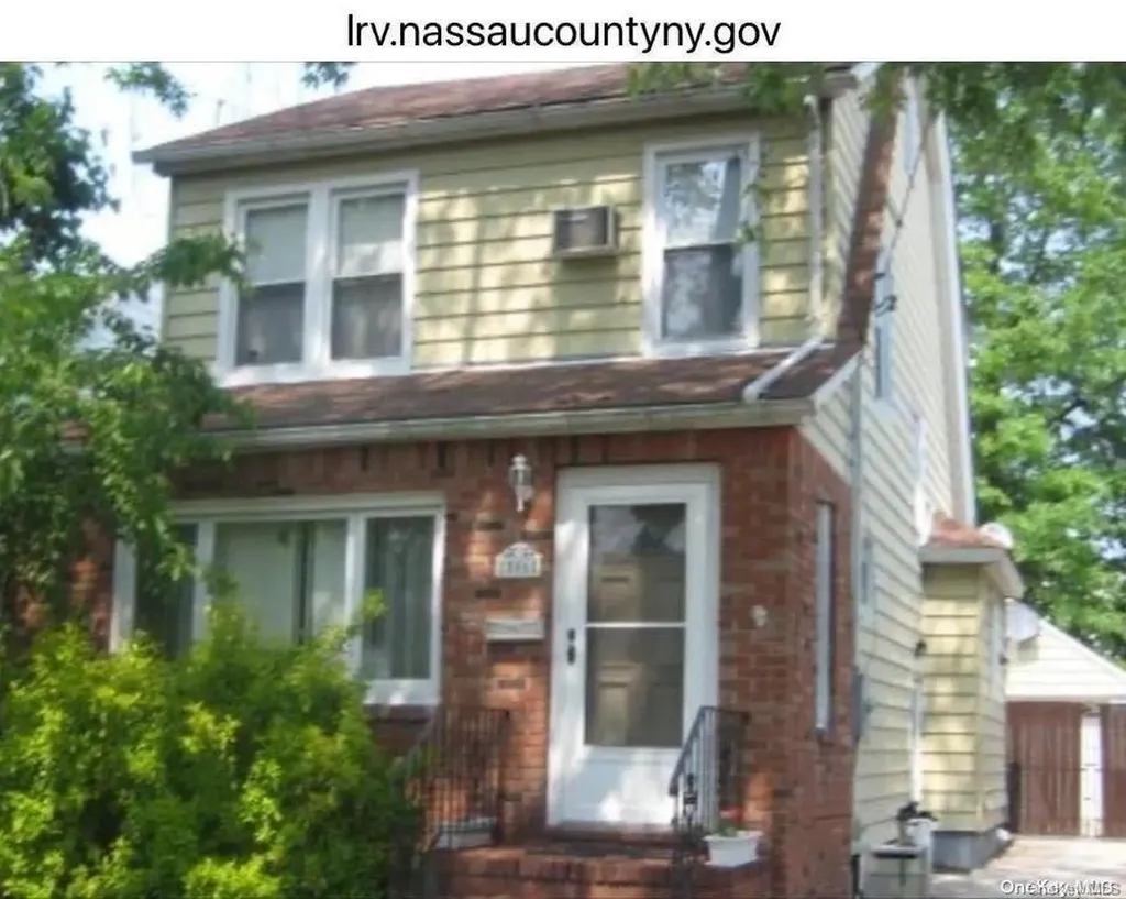 506 N 7th Street New Hyde Park NY 11040
