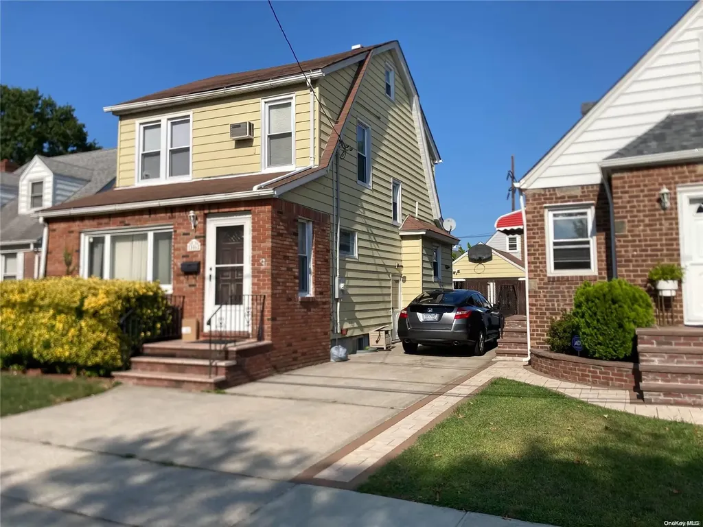 506 N 7th Street New Hyde Park NY 11040
