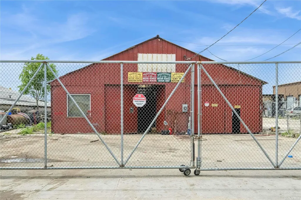 3578 Maple Court Oceanside NY 11572
