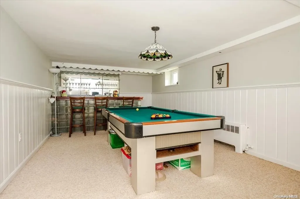 546 Richland Boulevard Brightwaters NY 11718
