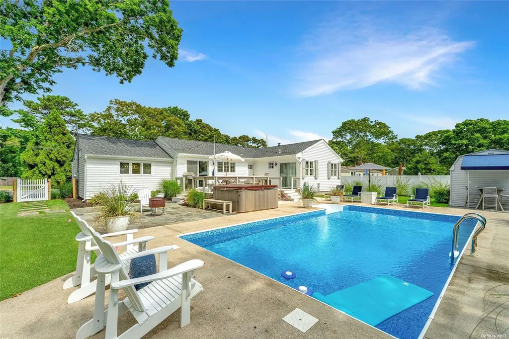 28 Tulip Avenue Hampton Bays NY 11946