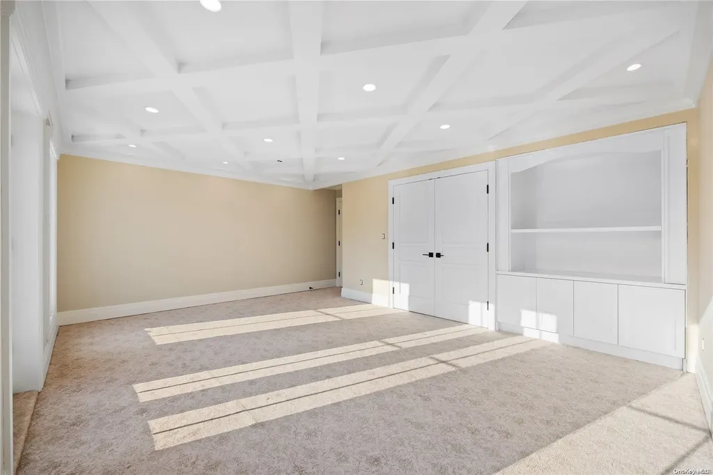 9 Warren Lane Jericho NY 11753