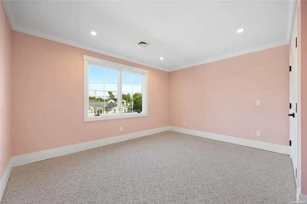 9 Warren Lane Jericho NY 11753