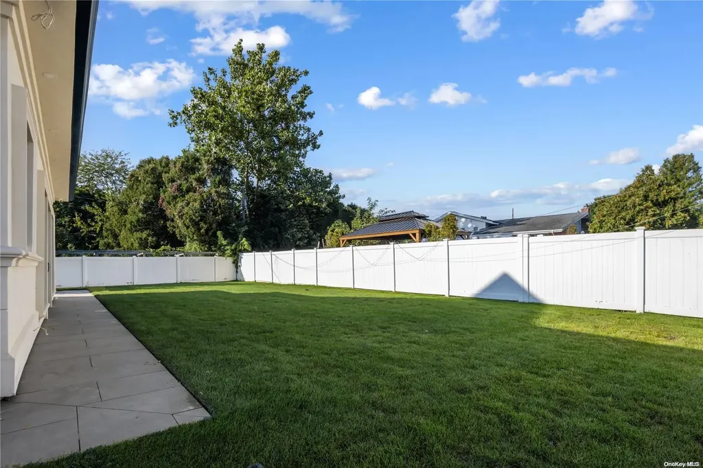 9 Warren Lane Jericho NY 11753