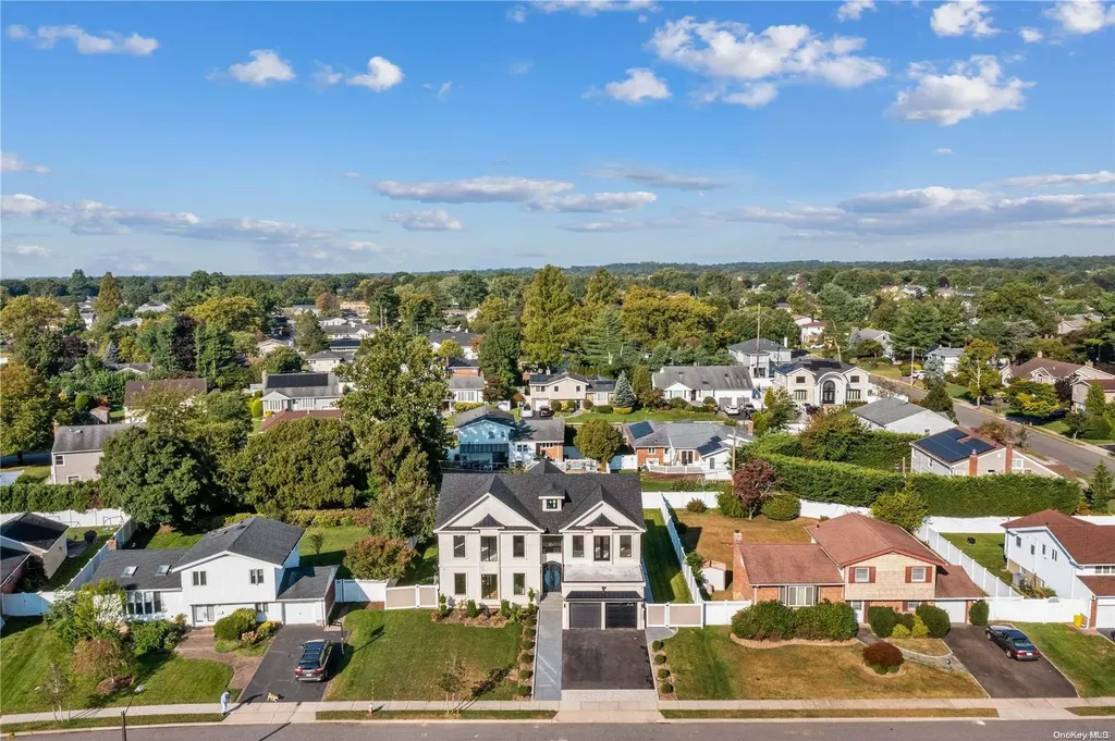 9 Warren Lane Jericho NY 11753