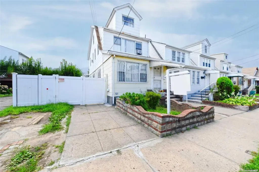6142 Parsons Boulevard Fresh Meadows NY 11365