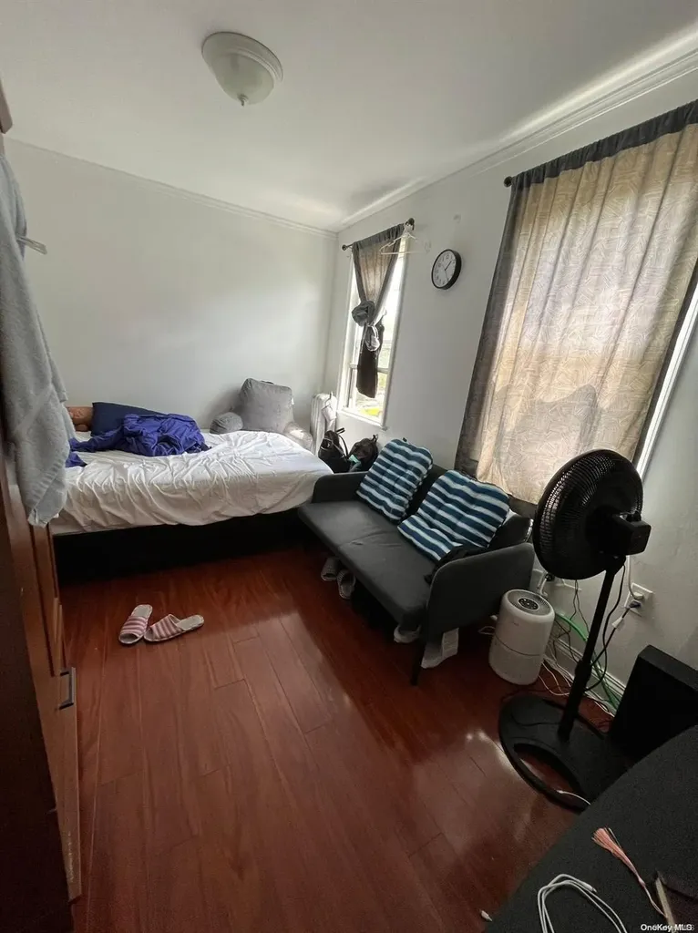 6142 Parsons Boulevard Fresh Meadows NY 11365