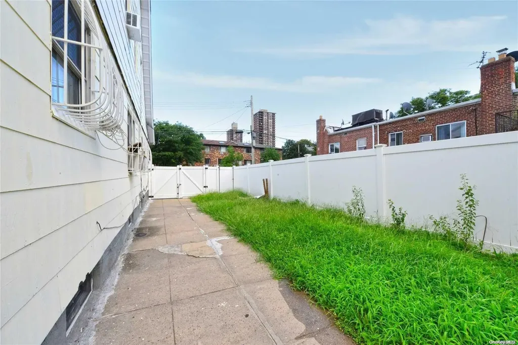 6142 Parsons Boulevard Fresh Meadows NY 11365