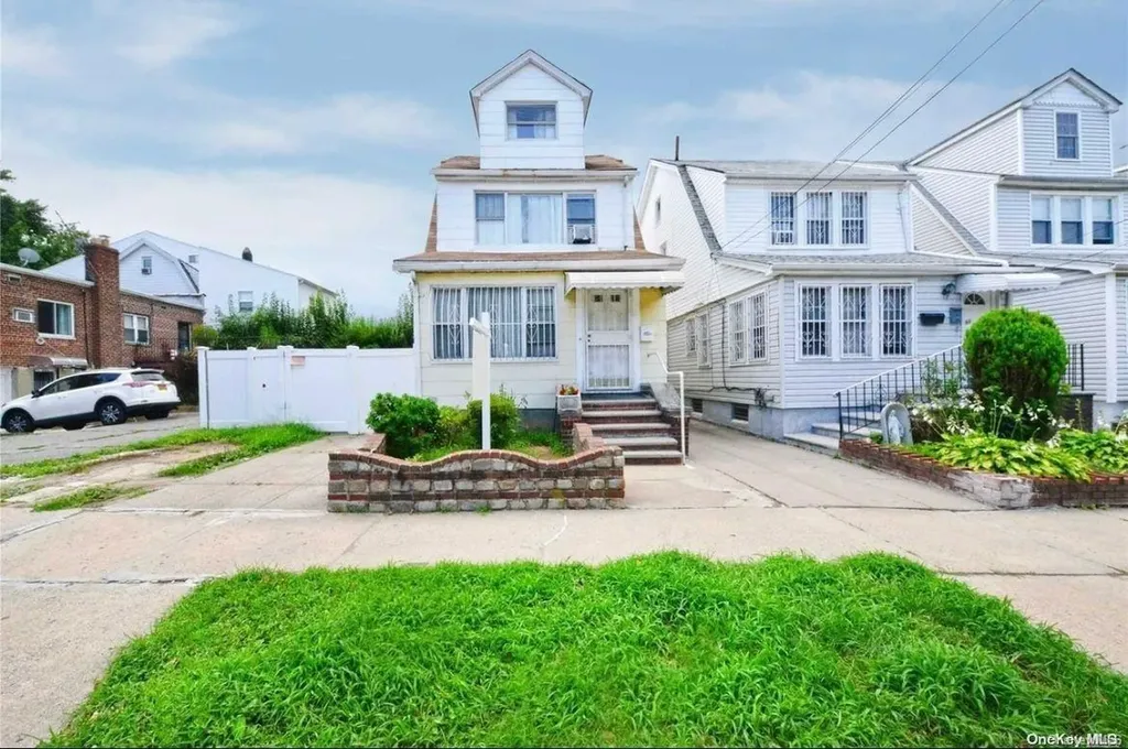 6142 Parsons Boulevard Fresh Meadows NY 11365