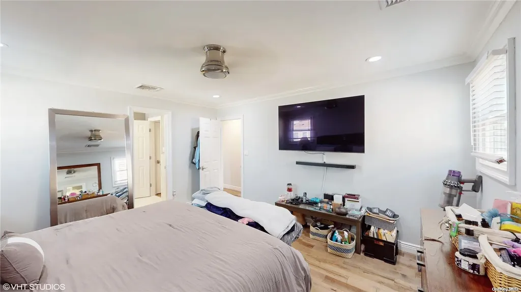 2727 Lee Place Bellmore NY 11710