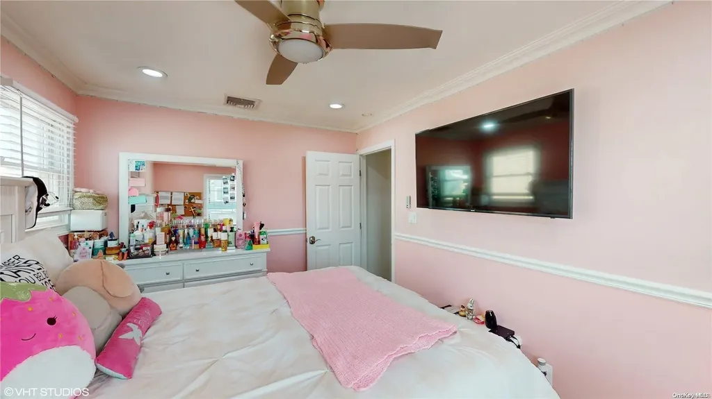 2727 Lee Place Bellmore NY 11710