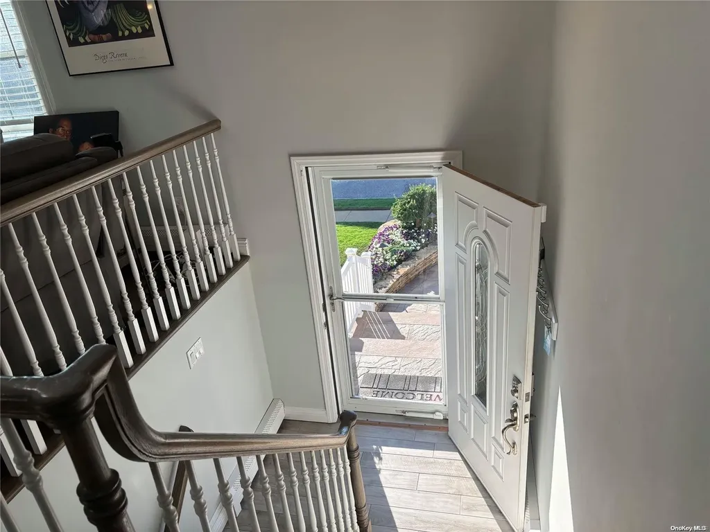 2727 Lee Place Bellmore NY 11710