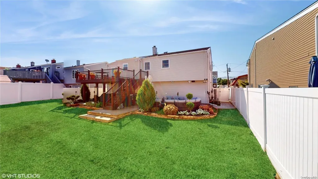 2727 Lee Place Bellmore NY 11710
