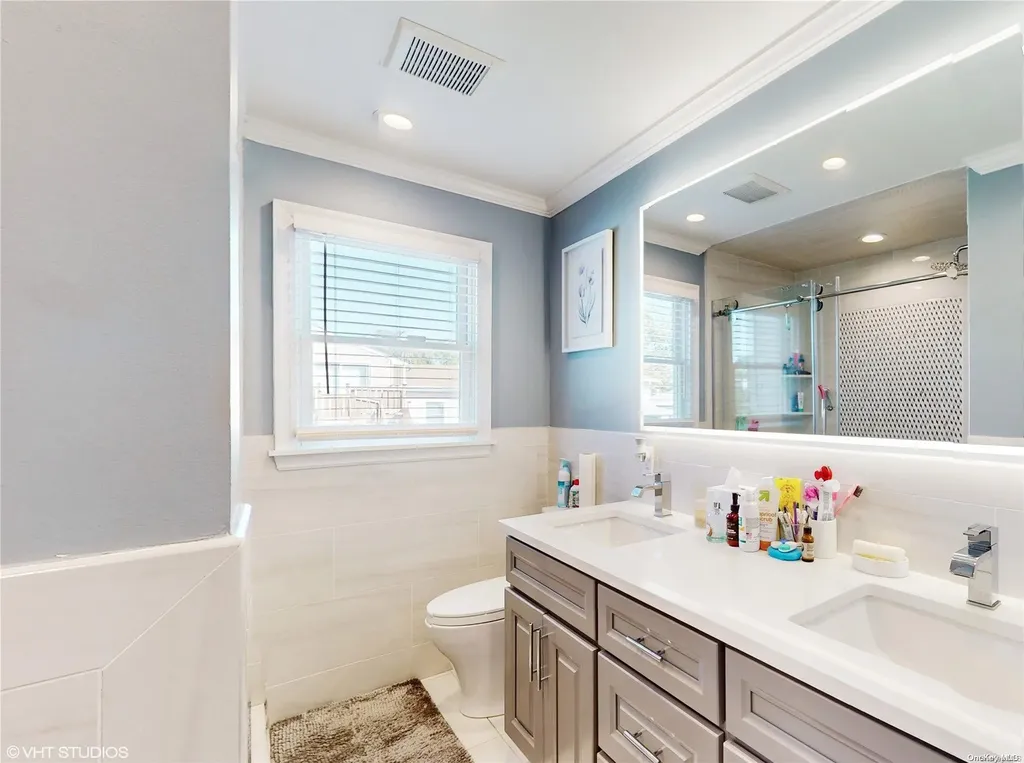 2727 Lee Place Bellmore NY 11710