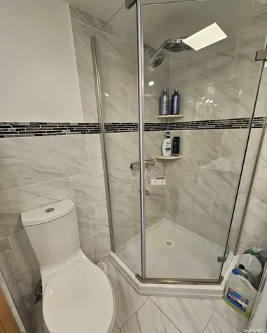 28 Area Place Staten Island NY 10314