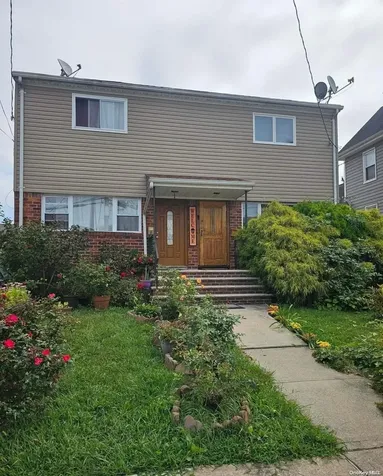 28 Area Place Staten Island NY 10314