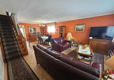 28 Area Place Staten Island NY 10314