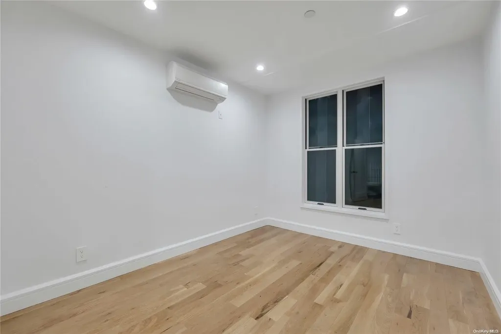 612 E 54th Street Brooklyn NY 11203