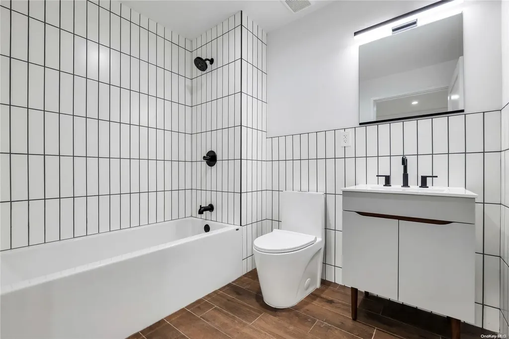 612 E 54th Street Brooklyn NY 11203