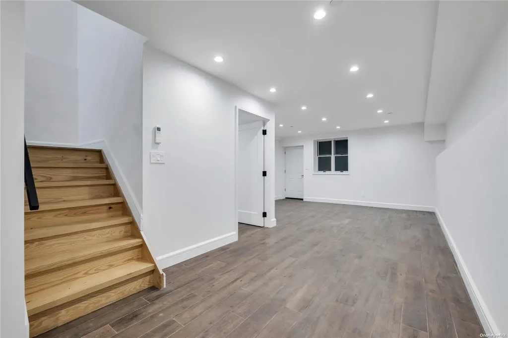 612 E 54th Street Brooklyn NY 11203