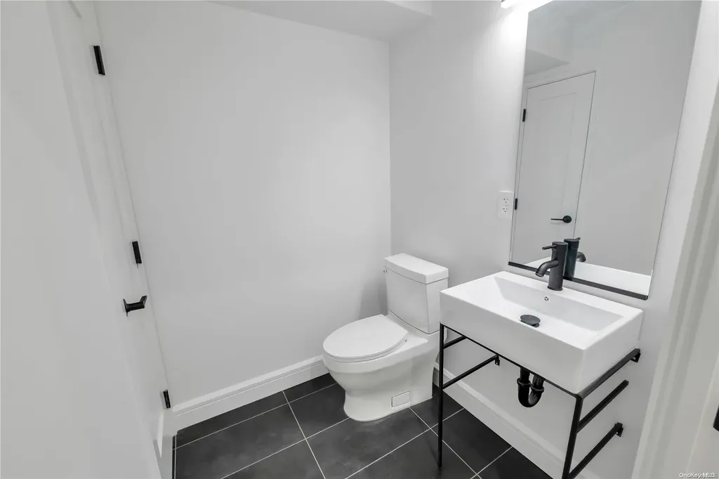 612 E 54th Street Brooklyn NY 11203