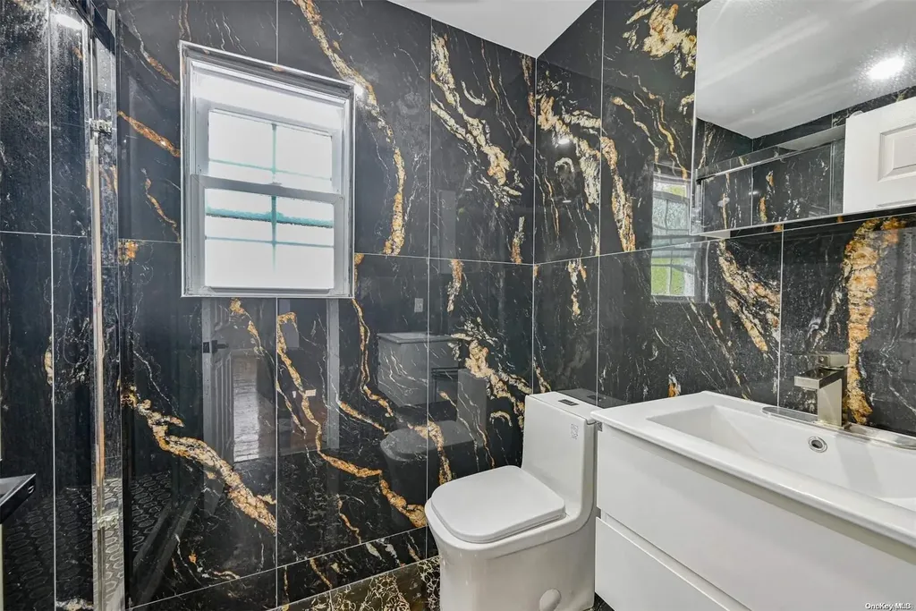 94 Clarendon Drive Valley Stream NY 11580