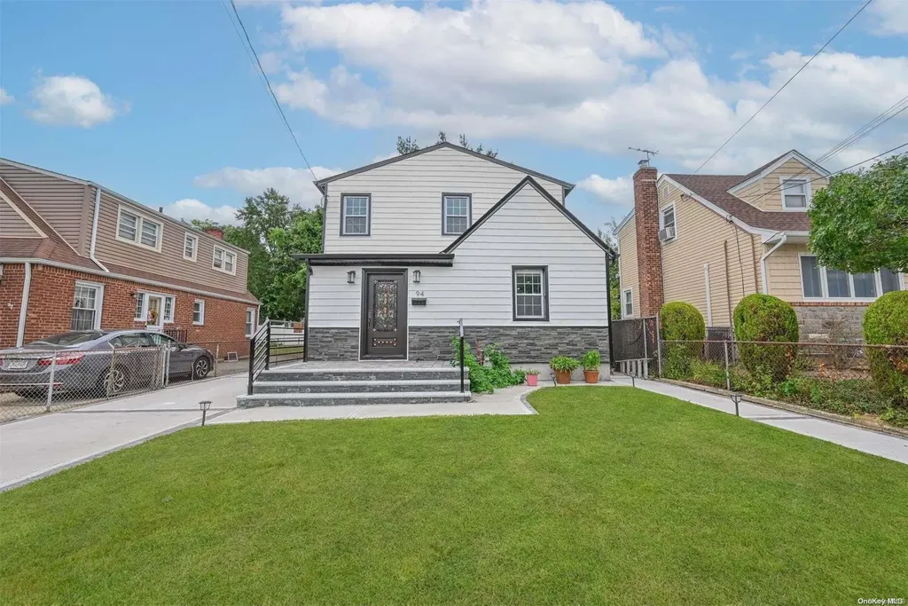 94 Clarendon Drive Valley Stream NY 11580