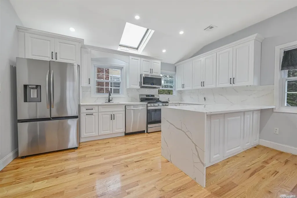 94 Clarendon Drive Valley Stream NY 11580