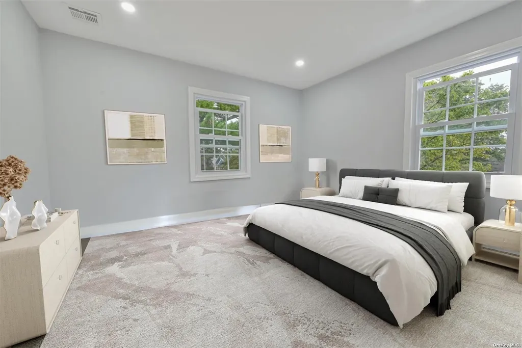 94 Clarendon Drive Valley Stream NY 11580