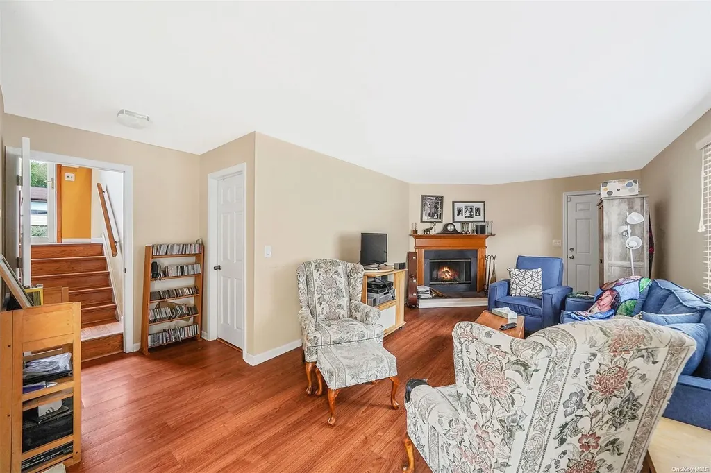 57 Cullen Avenue Islip NY 11751