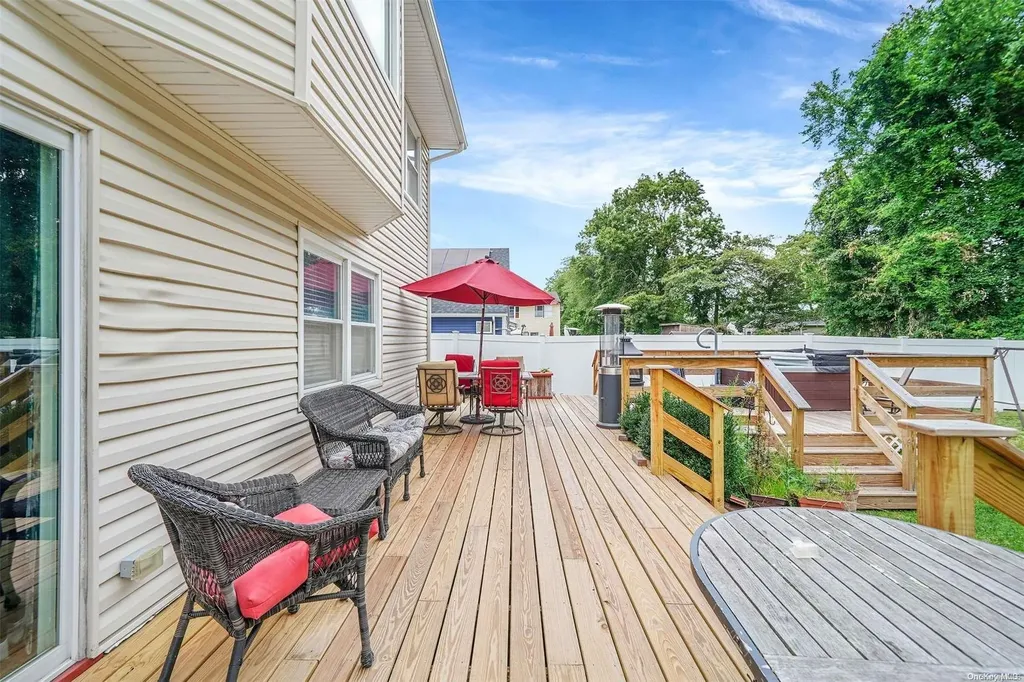 57 Cullen Avenue Islip NY 11751
